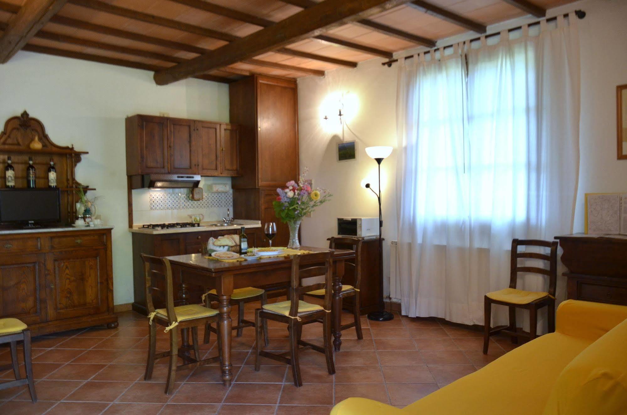 Agriturismo Il Casalone Montepulciano Stazione Exterior foto