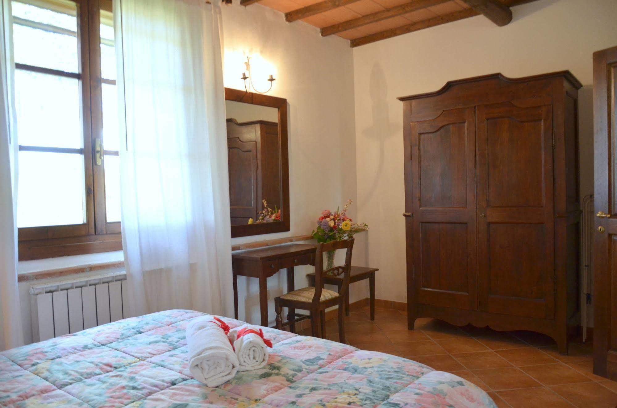 Agriturismo Il Casalone Montepulciano Stazione Exterior foto